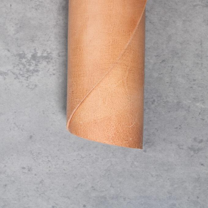 CORIUM HORSE BUTT - NATURAL REVERSO FINISHED SHELL CORDOVAN SIDE - A/B GRADE