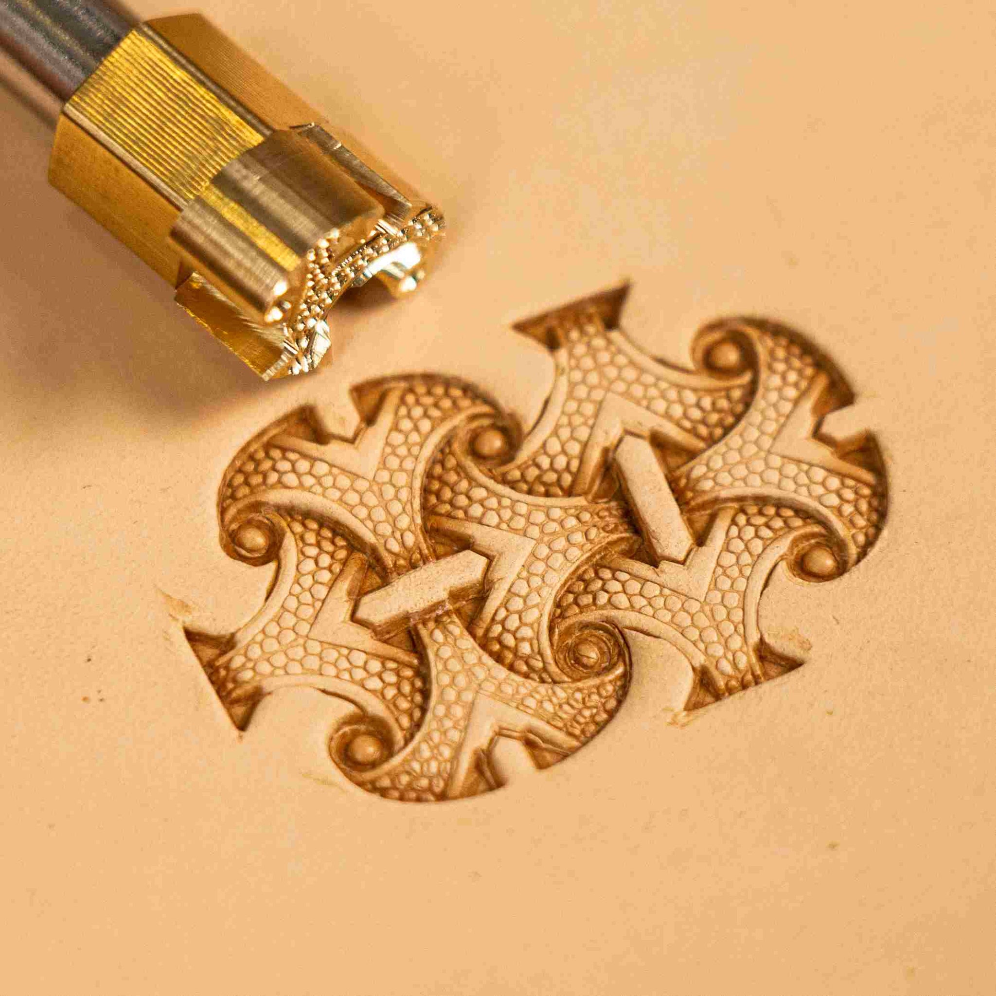 LEATHER STAMP - LT544 17x11mm