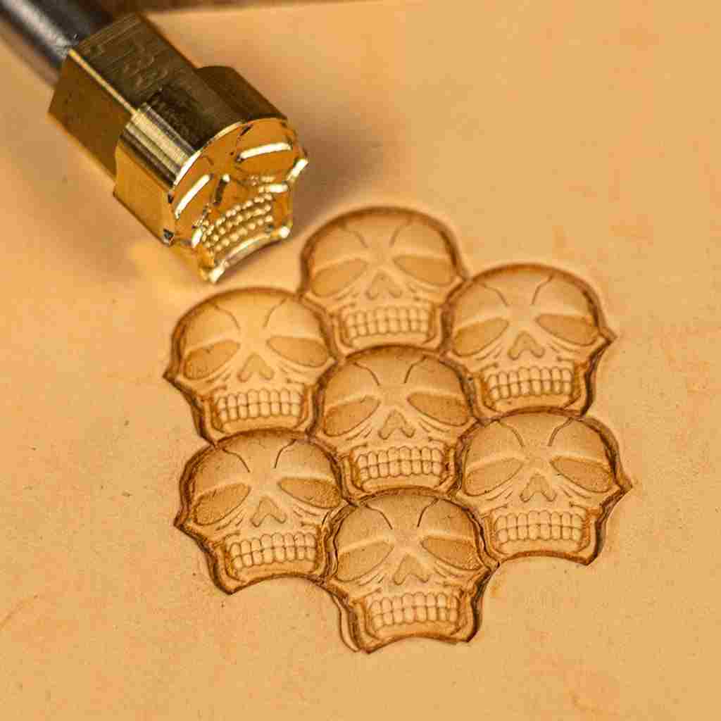 LEATHER STAMP - LT338 15x14mm