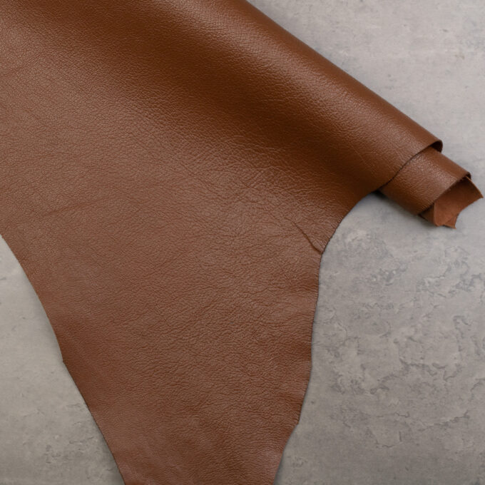 ALRAN GLAZED TUMBLED GOAT