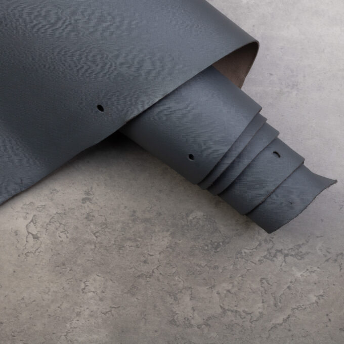 SAFFIANO CALF - VEG TANNED BY BELTS PRODUCTION