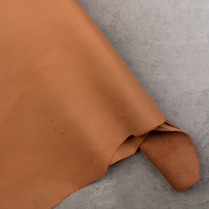 VAN HOORN COW NATURAL - CAMEL