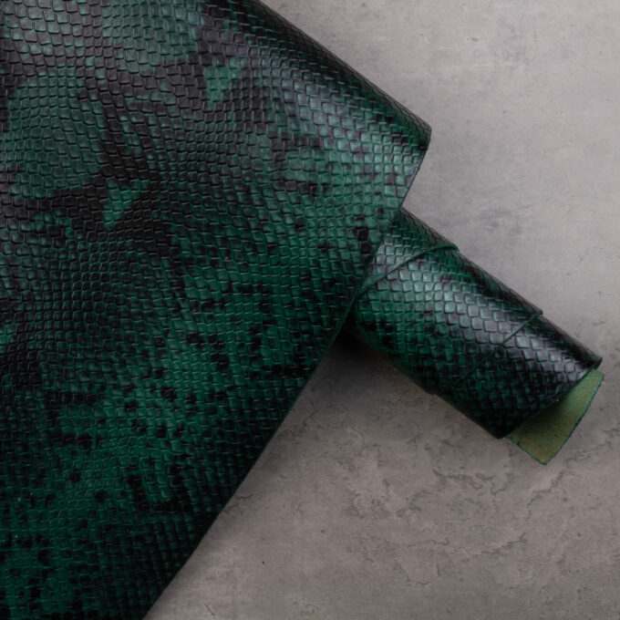 CONCERIA WALPIER PYTHON EMBOSSED MATT